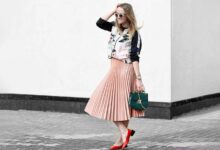 How to Create a Stunning Look in 2024 with a Pleated Skirt - Fashion Trends and Stylish Combinations